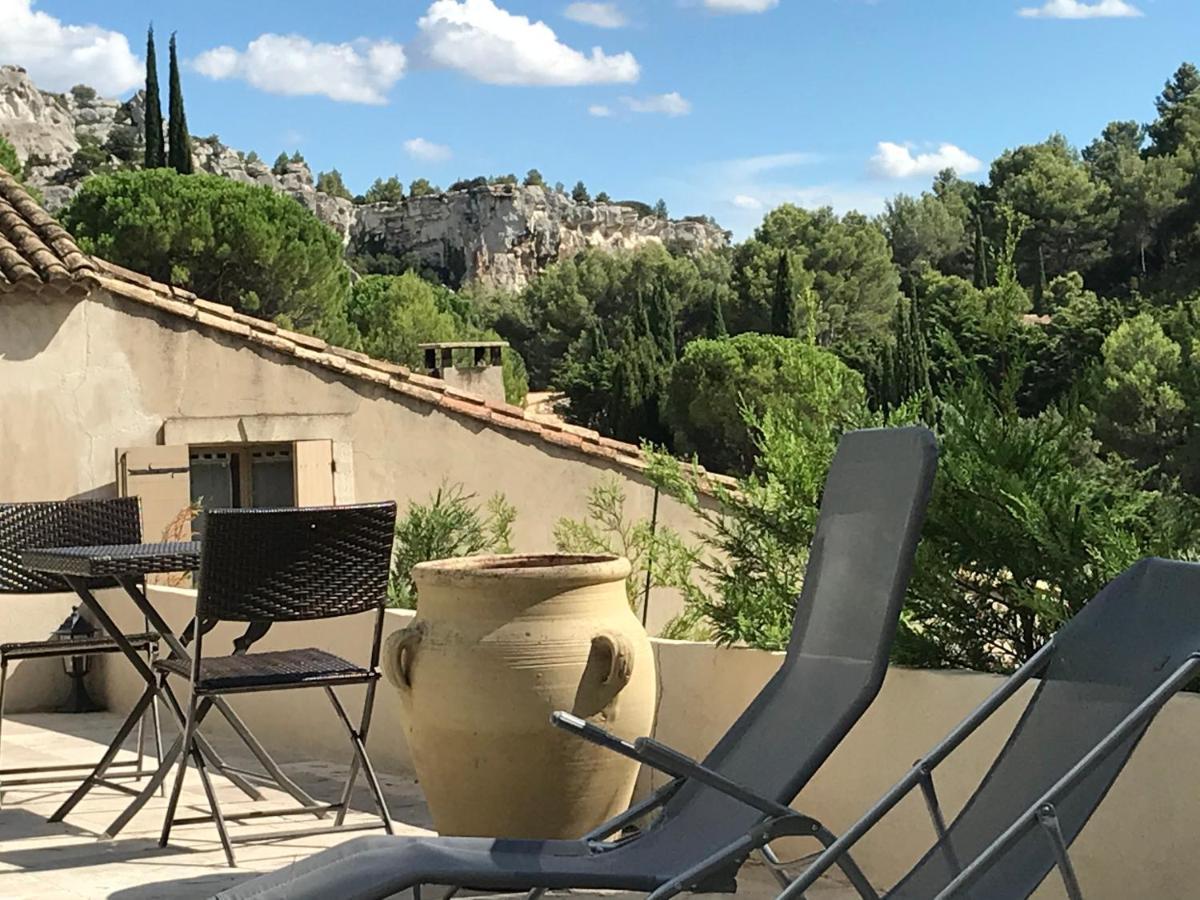 Mas De La Fadeto Bed and Breakfast Les Baux-de-Provence Eksteriør billede