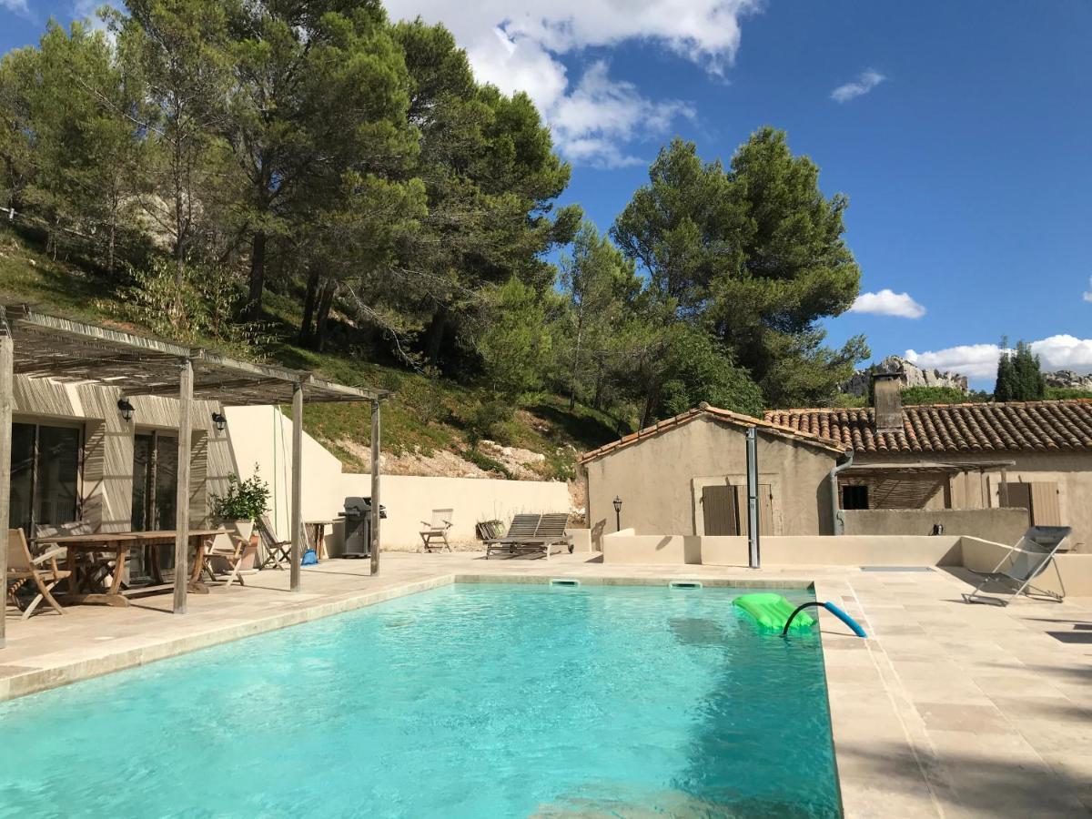 Mas De La Fadeto Bed and Breakfast Les Baux-de-Provence Eksteriør billede