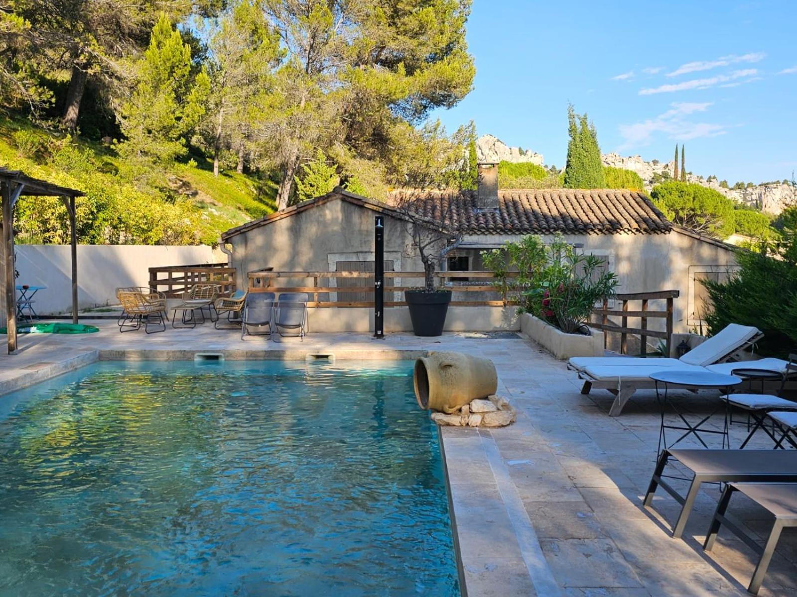 Mas De La Fadeto Bed and Breakfast Les Baux-de-Provence Eksteriør billede