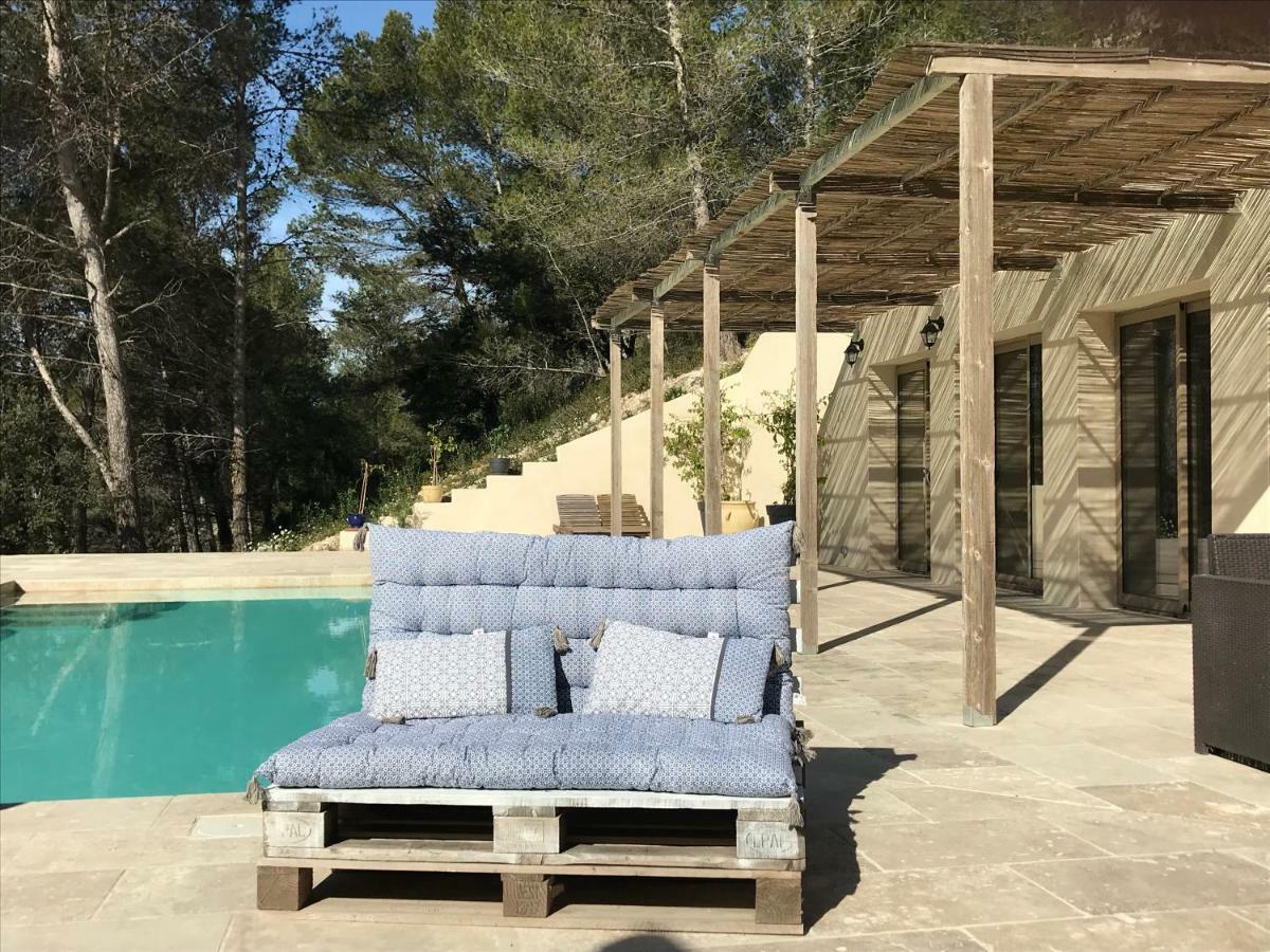 Mas De La Fadeto Bed and Breakfast Les Baux-de-Provence Eksteriør billede